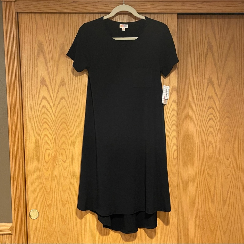 LuLaRoe Carly Hi-Low dress, solid black w/chest pocket. New with tags, Sz XS